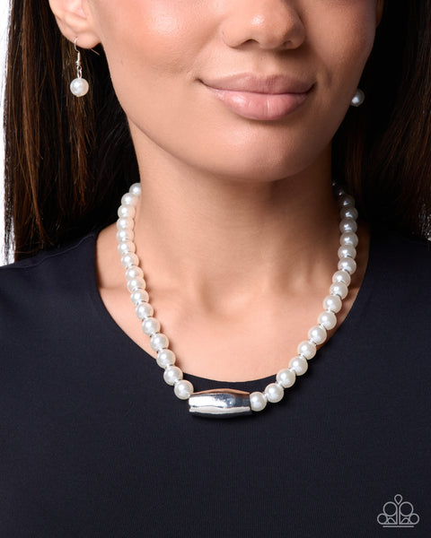 Paparazzi Operatic Observation Pearl White Necklace