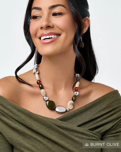 COMING SOON Paparazzi 
Grand Alliance - Green Necklace