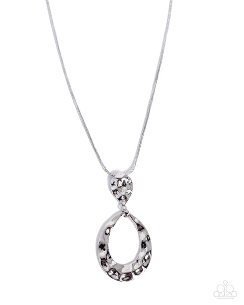 COMING SOON Paparazzi Hammered Hypothesis - Silver Necklace