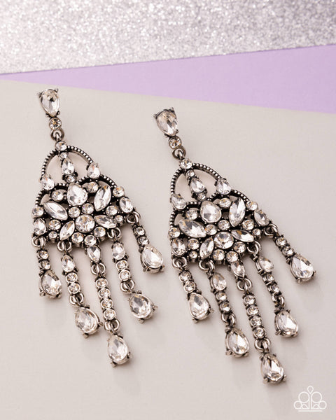 Paparazzi Sparkly Shimmy Earrings