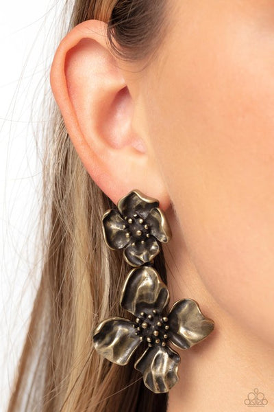 Paparazzi Gilded Grace Earrings Brass