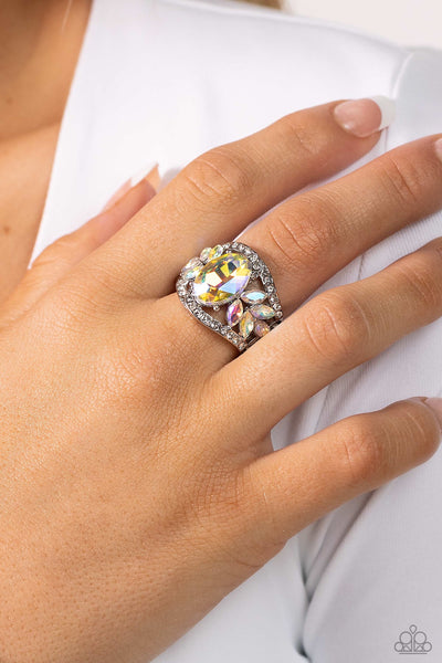 Paparazzi Cosmic Clique - Multi Iridescent Ring