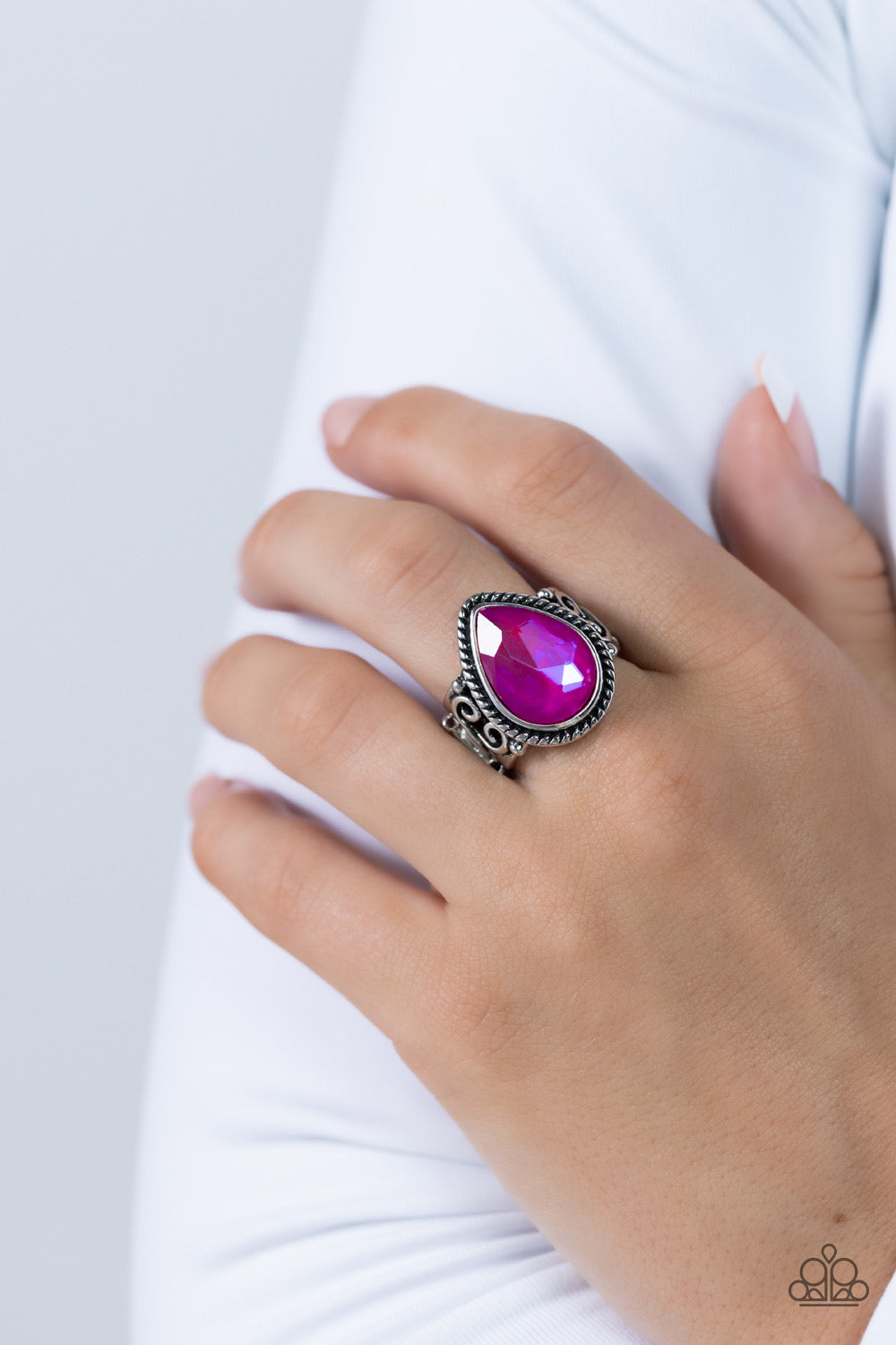 Paparazzi Supernatural Sparkle - Pink Ring