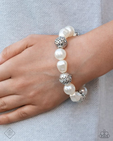 Paparazzi High-Class Headline Pearl Bracelet