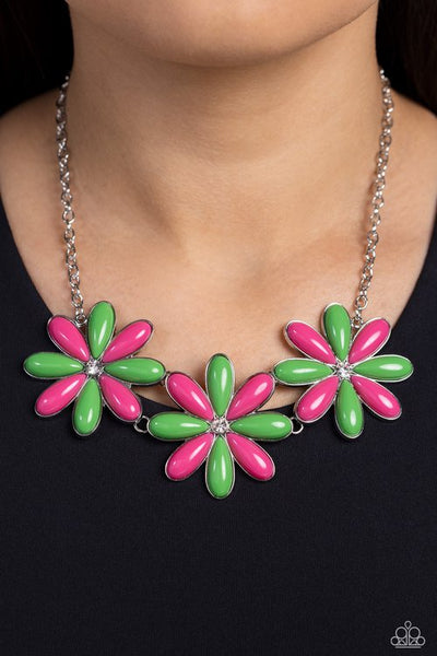 Paparazzi Bodacious Bouquet Necklace Green