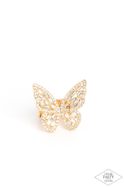 Paparazzi Flauntable Flutter - Gold Ring