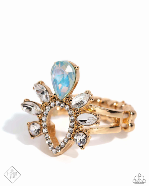 Paparazzi Heirloom Heaven - Gold Ring