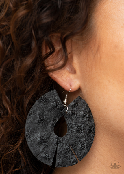 Paparazzi Palm Islands - Black Earrings