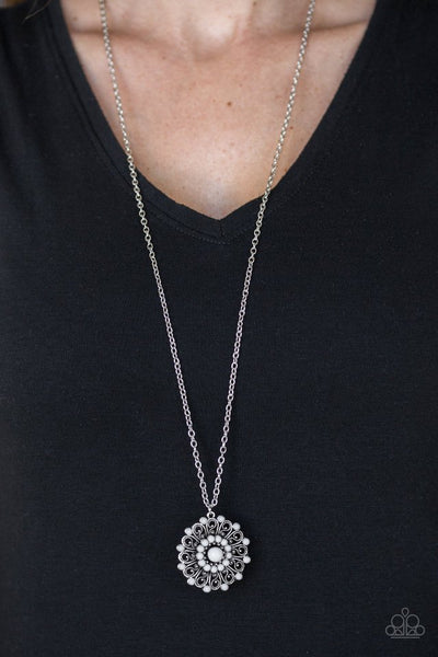 Paparazzi Boho Bonanza Necklace Silver