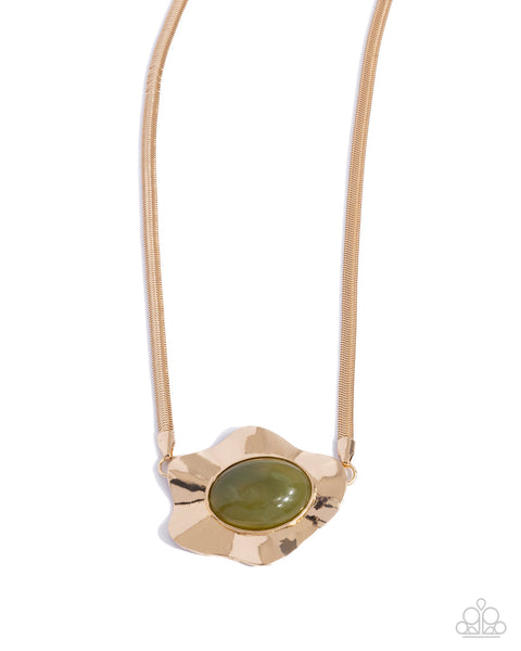 Paparazzi Sideways Shimmer Necklace Green