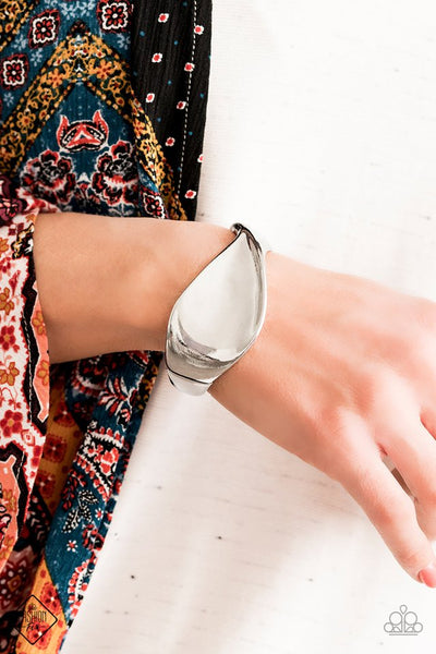 Paparazzi Retro Reflections Hinged Bracelet Silver