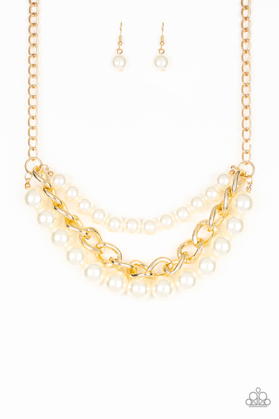 Paparazzi Empire State Empress - Pearl Gold Necklace