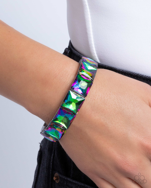 COMING SOON Paparazzi Upscale Funk - Multi Oil Spill Bracelet