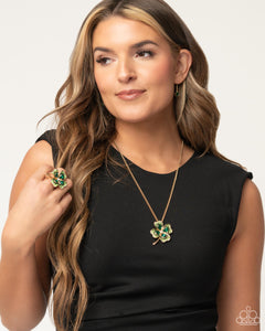 Paparazzi Four Leaf Fashion Necklace and Clover Four Leaf Fantasy Green Clover Ring Set