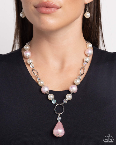 Paparazzi Foiled Fairy Tale - Pink Pearl Necklace