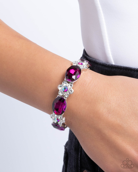 COMING SOON Paparazzi Staycation Sparkle - Pink Bracelet