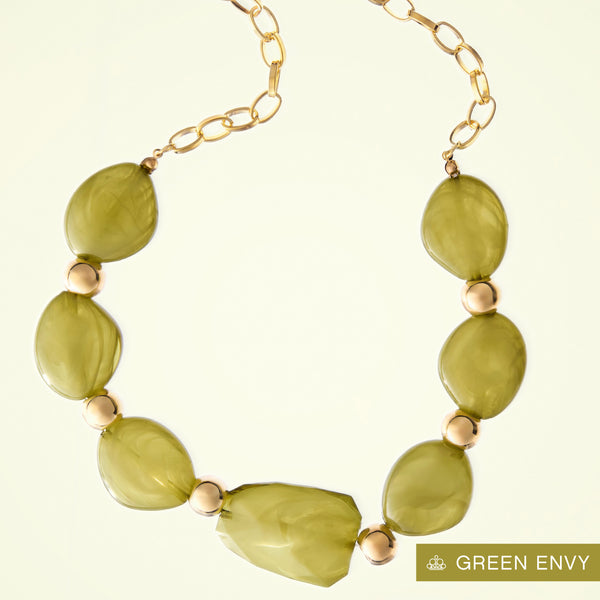 COMING SOON Paparazzi Validating Color - Green Necklace