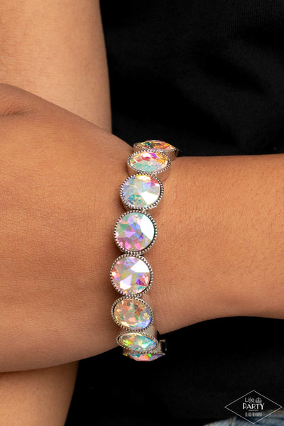 Paparazzi Number One Knockout -Iridescent Bracelet