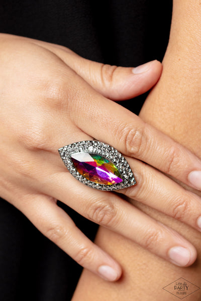 Paparazzi Jaw-Dropping Dazzle - Multi Oil Spill Ring