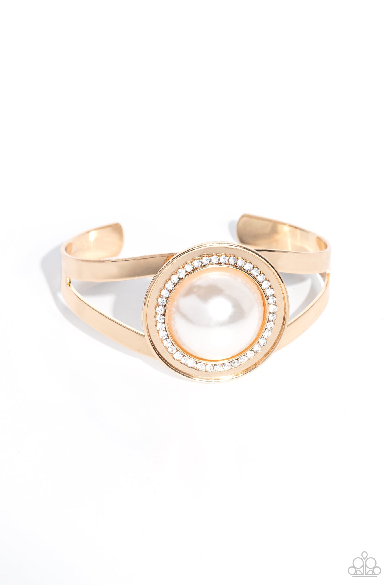 Paparazzi Put On The GLITZ - Pearl Gold Cuff Bracelet