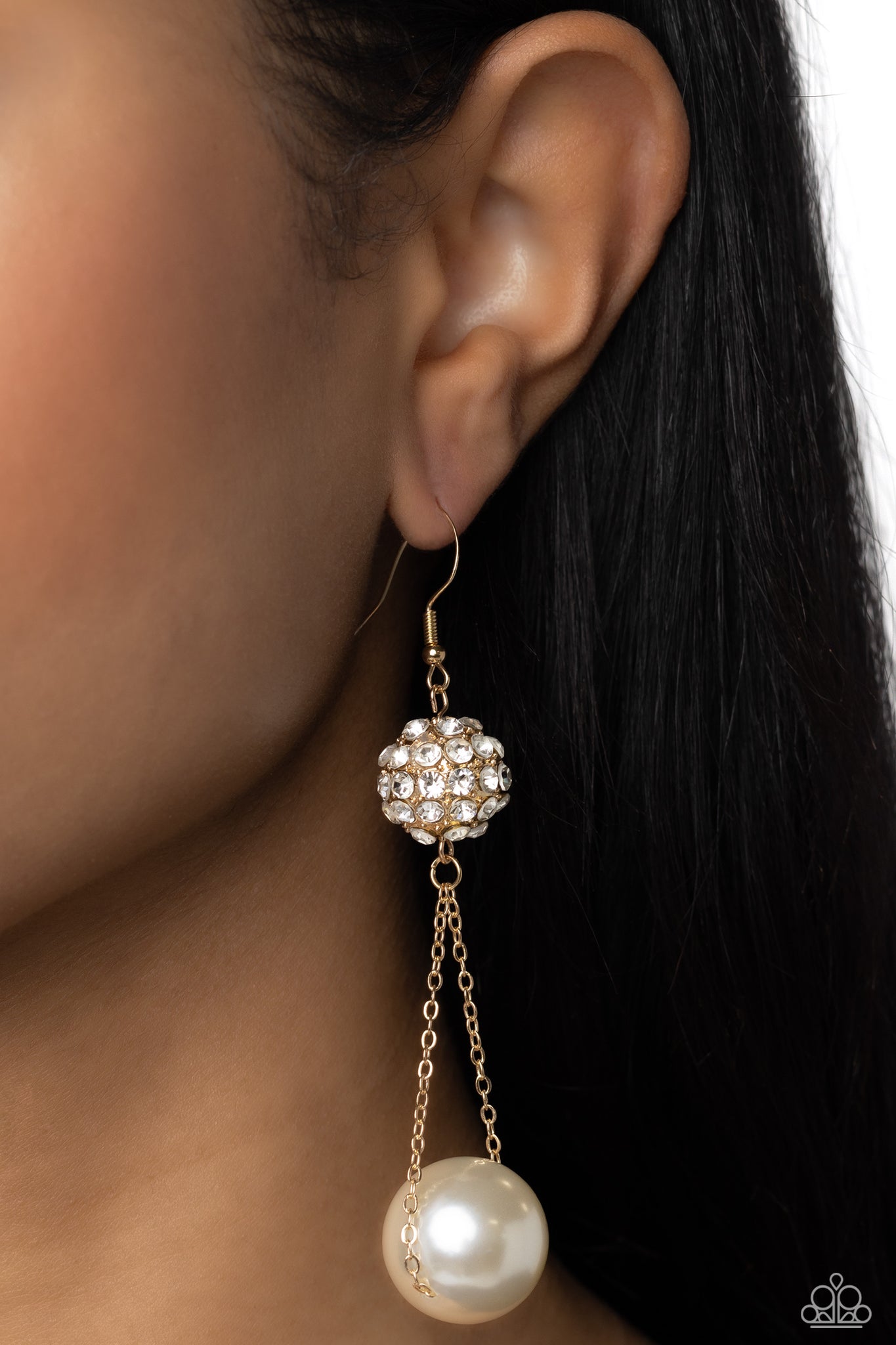 Paparazzi pearl deals earrings