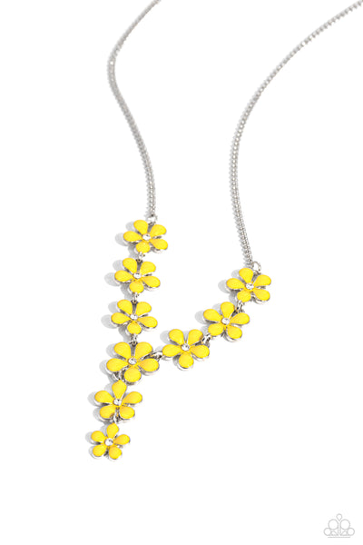 Paparazzi Flowering Feature Yellow Necklace