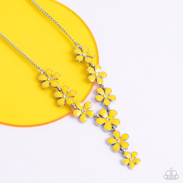 Paparazzi Flowering Feature Yellow Necklace