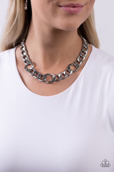 Paparazzi Gleaming Harmony - Silver Chain Necklace