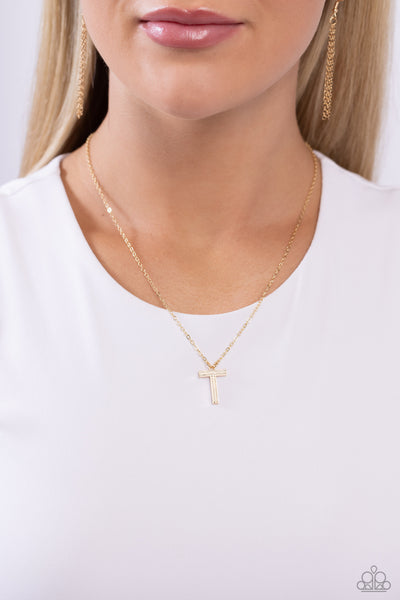 Paparazzi 
Leave Your Initials - Gold - T Necklace