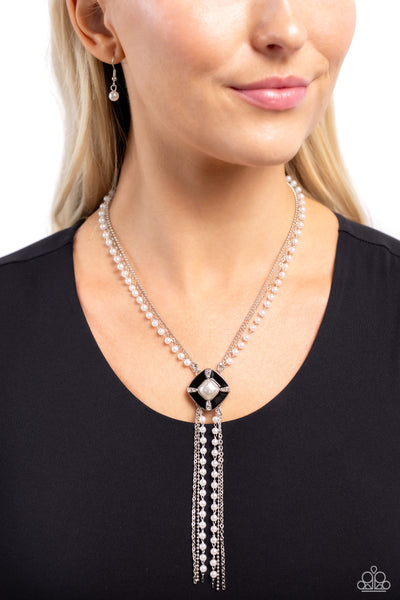 Paparazzi I Pinky SQUARE - Black Pearl Necklace