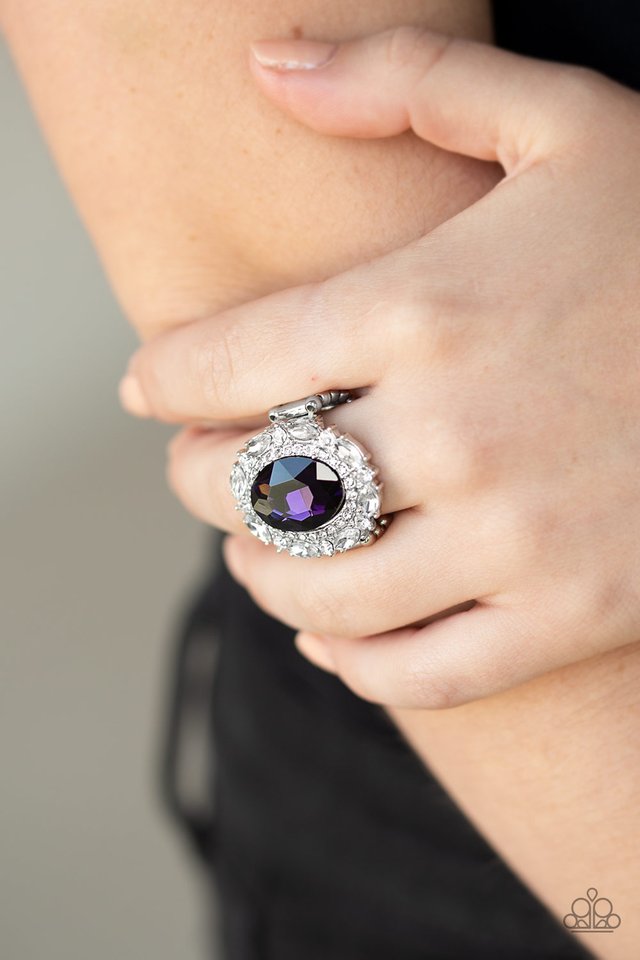 Paparazzi Show Glam - Purple Ring