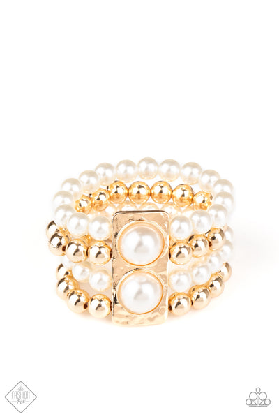 Paparazzi WEALTH-Conscious - Gold Bracelet