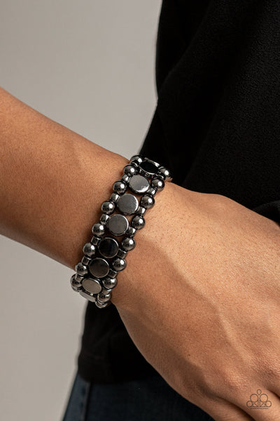 Paparazzi Metro Magnetism - Black Bracelet