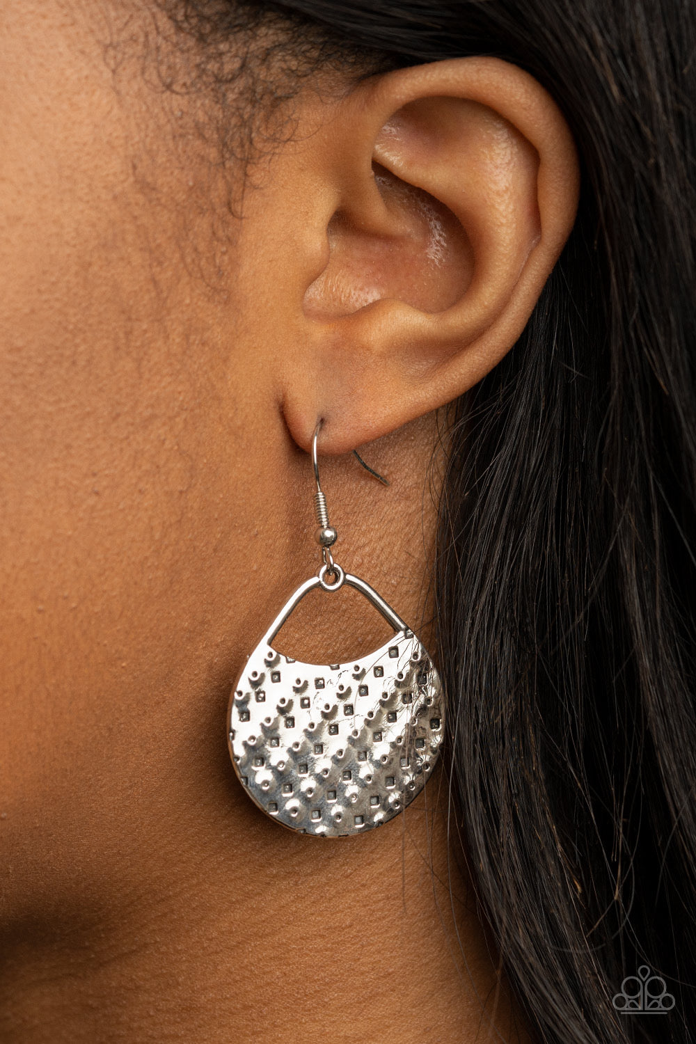 Paparazzi Im Sensing a Pattern Here - Silver Earrings