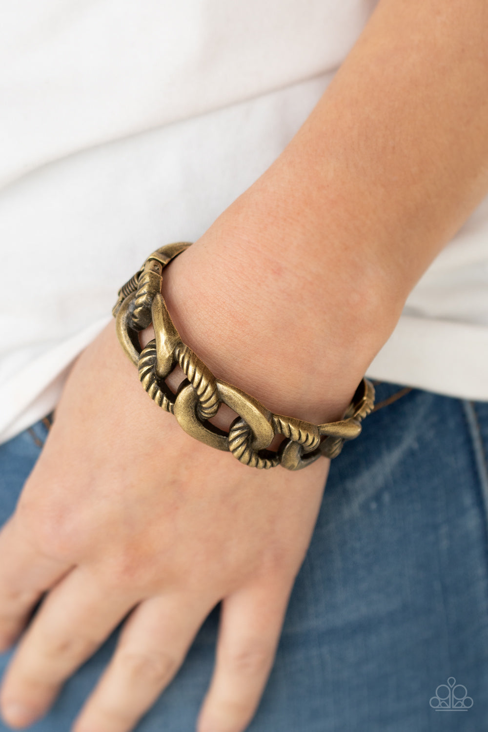 Paparazzi Bold Move Brass Bracelet