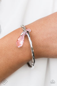 Paparazzi Let Yourself GLOW - Pink Bracelet