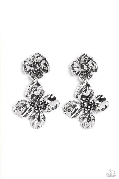 Paparazzi Gilded Grace - Silver Earrings