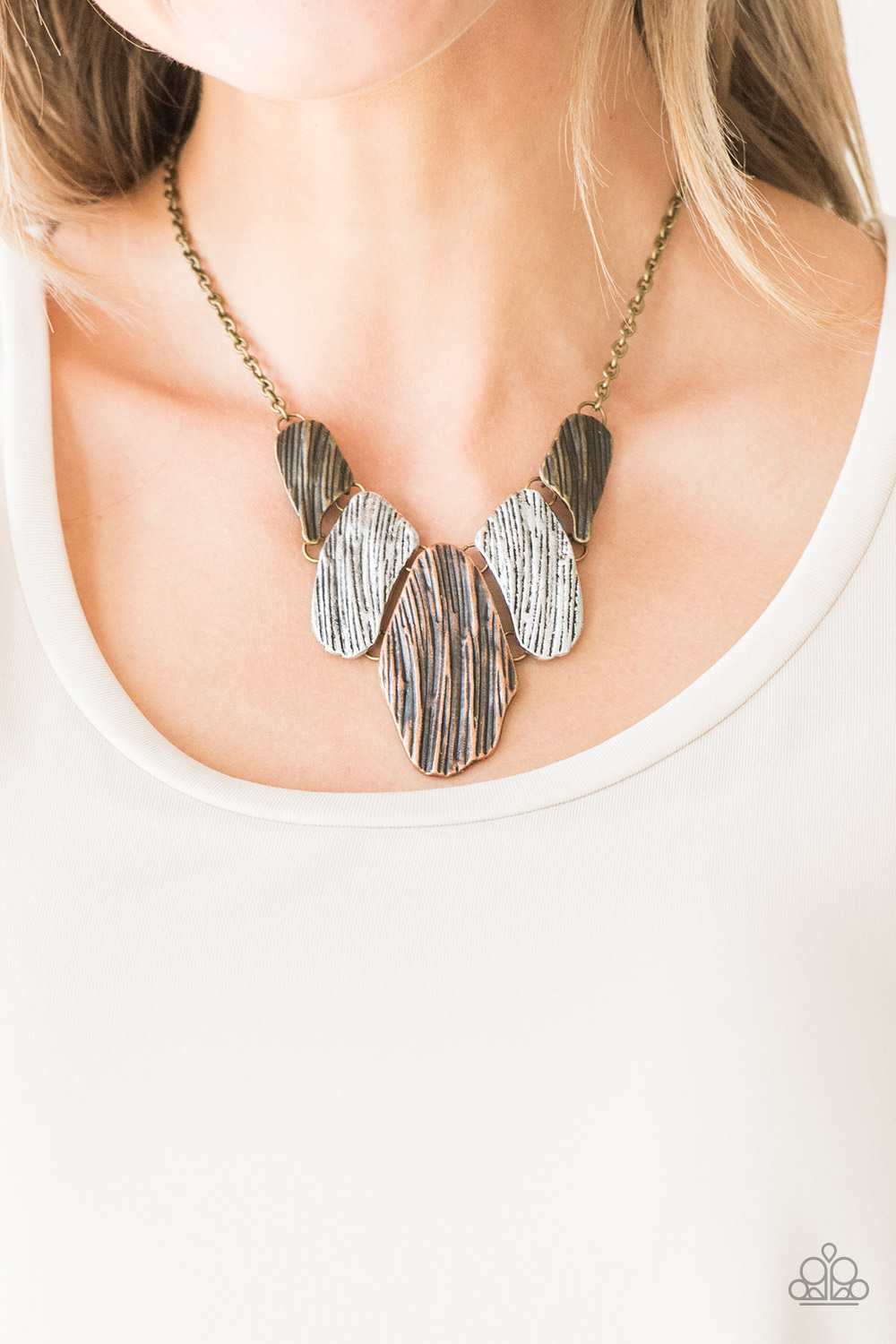 PaparazziA New DISCovery - Multi Necklace