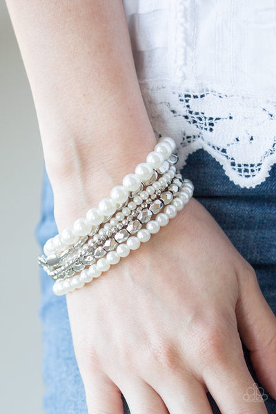 Paparazzi Metro Mix Up - White Bracelet