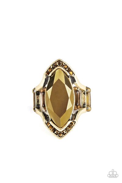 Paparazzi Leading Luster - Brass Ring