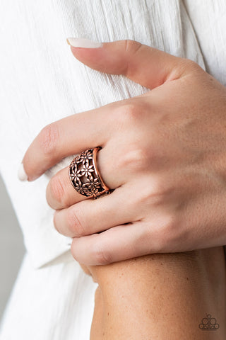 Paparazzi Crazy About Daisies - Copper Ring