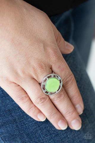 Paparazzi Encompassing Pearlescence Green Ring