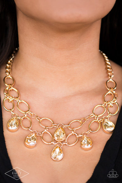 Paparazzi Show Stopping Shimmer - Gold Necklace