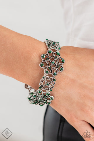 Paparazzi Regal Recognition - December Fashion Fix 21 Green Bracelet