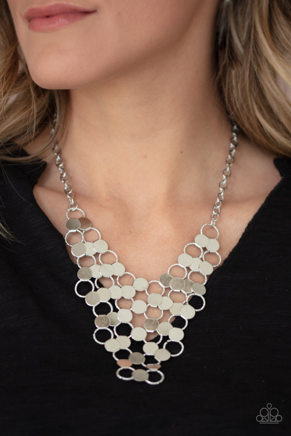 Paparazzi Net Result - Silver Necklace