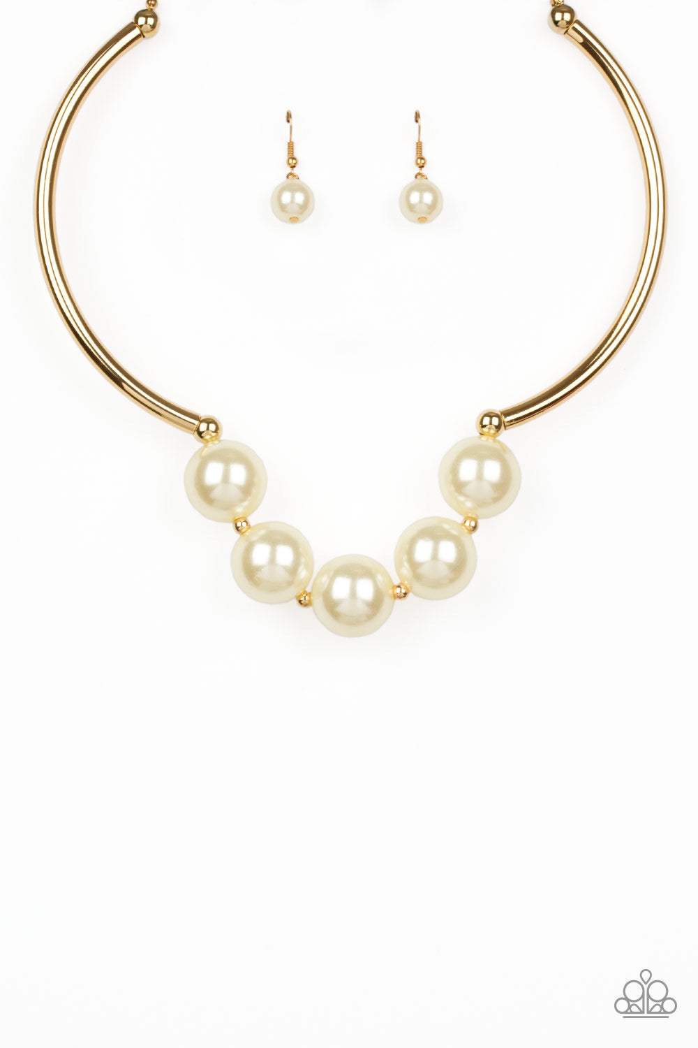 Paparazzi Welcome To Wall Street - Gold Pearl Necklace