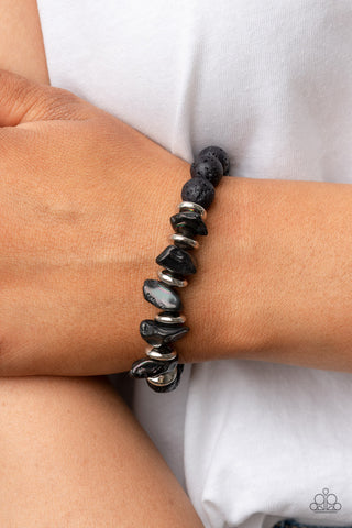 Paparazzi Volcanic Vacay - Silver Bracelet