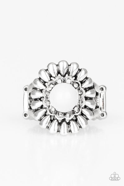 Paparazzi Poppy Pep White Ring