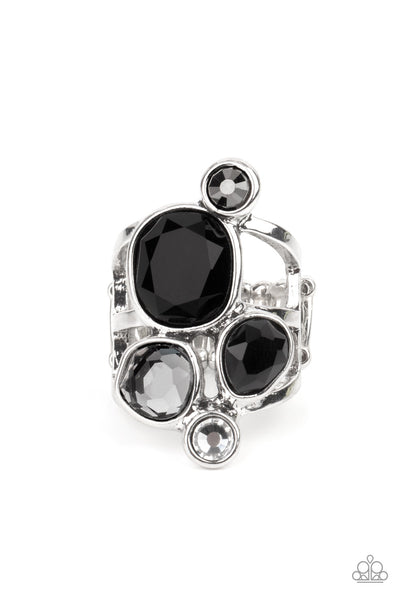 Paparazzi Demandingly Duchess - Black Ring