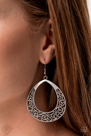 Paparazzi Vineyard Venture - Silver Earrings